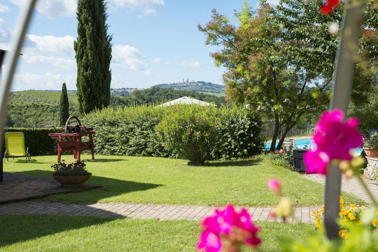 Agriturismo Il Poggetto San Gimignano Exterior foto