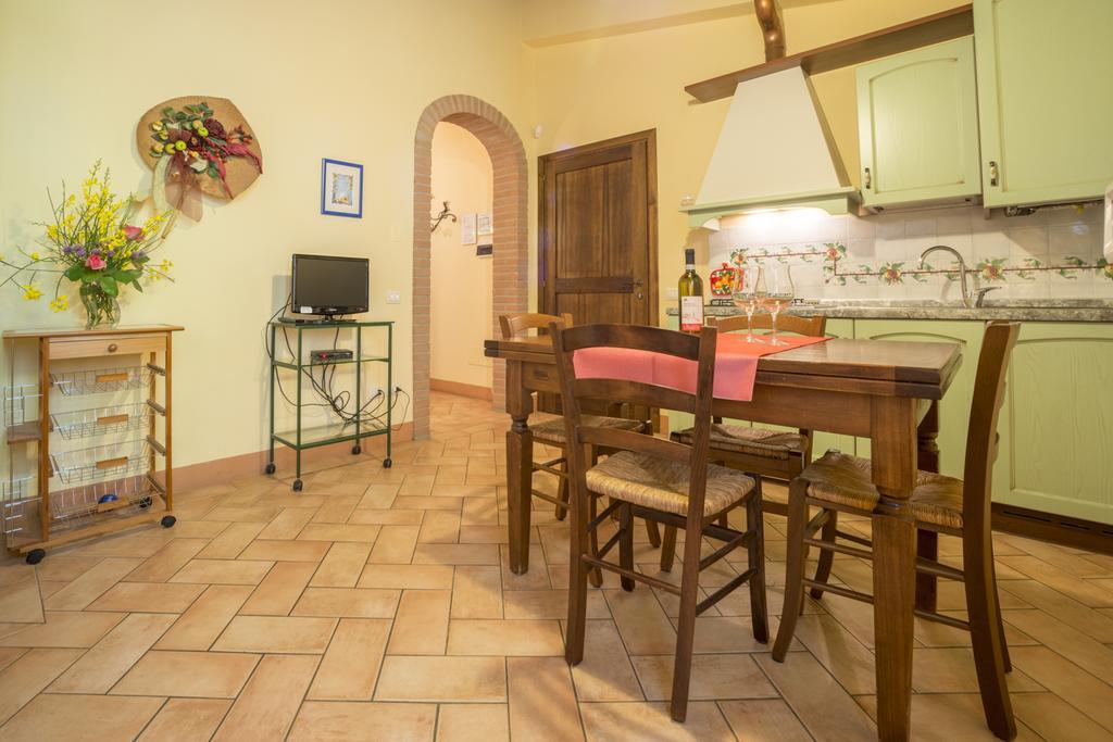 Agriturismo Il Poggetto San Gimignano Exterior foto